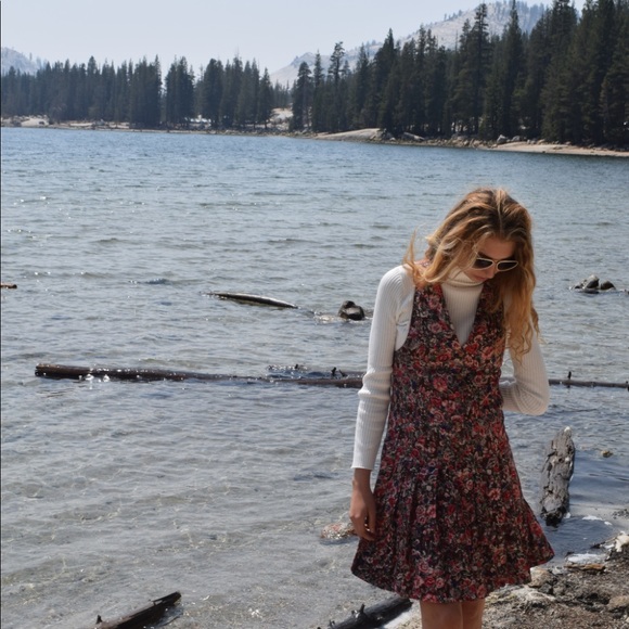 Lina white turtle neck bodysuit - Picture 2 of 6